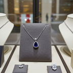 Collana in oro bianco 18k e diamanti naturali e zaffiro naturale 1.98 ct