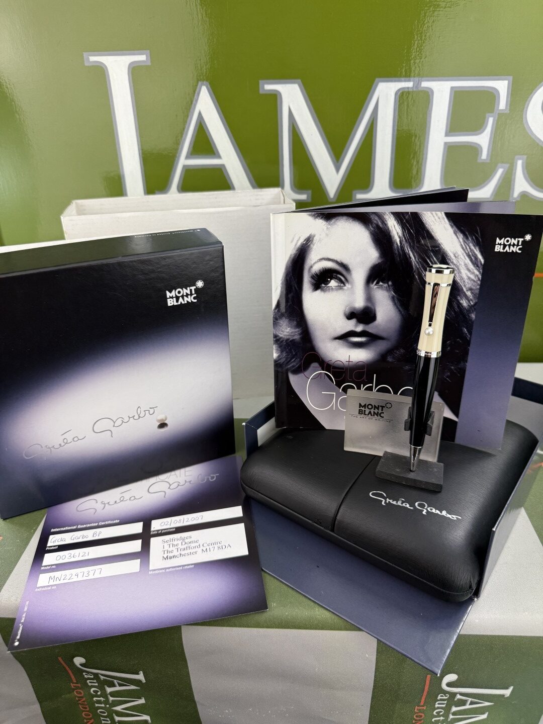 Penna Mont Blanc in edizione limitata Greta Garbo con perla a Sfera