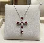 Ciondolo croce in oro bianco e rubino e diamanti naturali 2.96ct