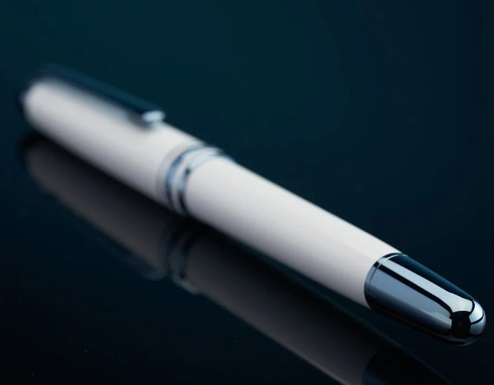 Penna Stilografica Montblanc Meisterstück Glacier Classique Bianca