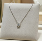 Collana punto luce in Oro Bianco  con diamante naturale 0,18ct