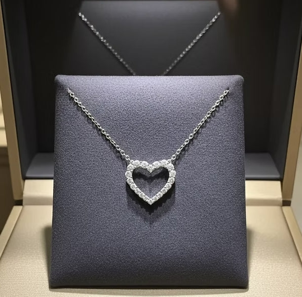 Collana cuore in oro Bianco 18k e diamanti naturali 0.54ct