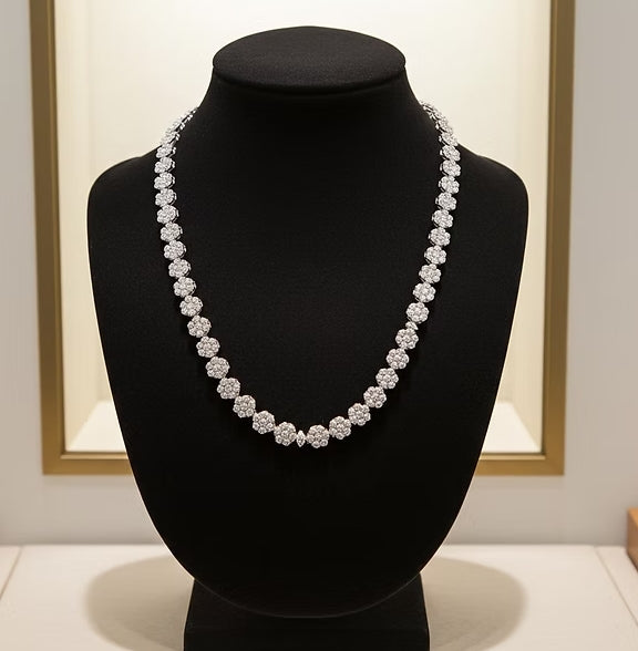 Collana tennis Fiorellino in oro 18k e diamanti naturali 11,55ct