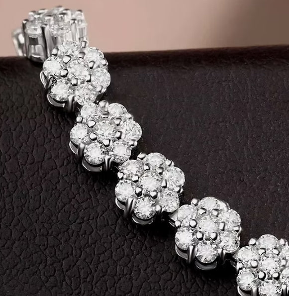 Collana tennis Fiorellino in oro 18k e diamanti naturali 7,70ct