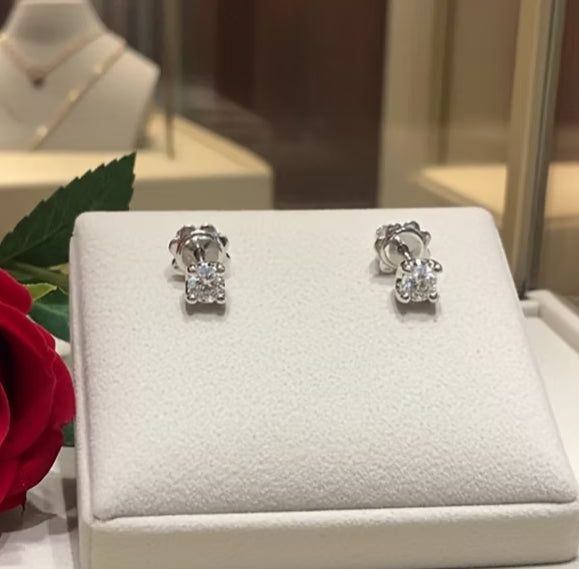 Orecchini a lobo - 18k bianco - 0.62ct. Diamante (Naturale)