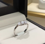 Anello Trilogy in oro bianco 18k e diamanti naturali 0,42 ct