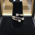 Anello Trilogy in oro bianco 18k e diamanti naturali 0,42ct