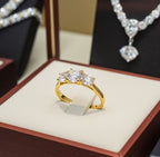 Anello Trilogy in oro Giallo 18k con diamanti naturali 0,65 ct