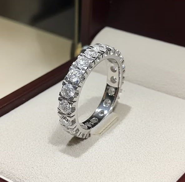 anello veretta in oro bianco 18k con diamanti 0,95 ct