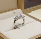Anello Trilogy in oro bianco 18k e diamanti naturali 0,75 ct