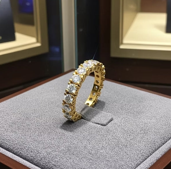 Anello veretta in oro Giallo 18k con diamanti 0,95 ct