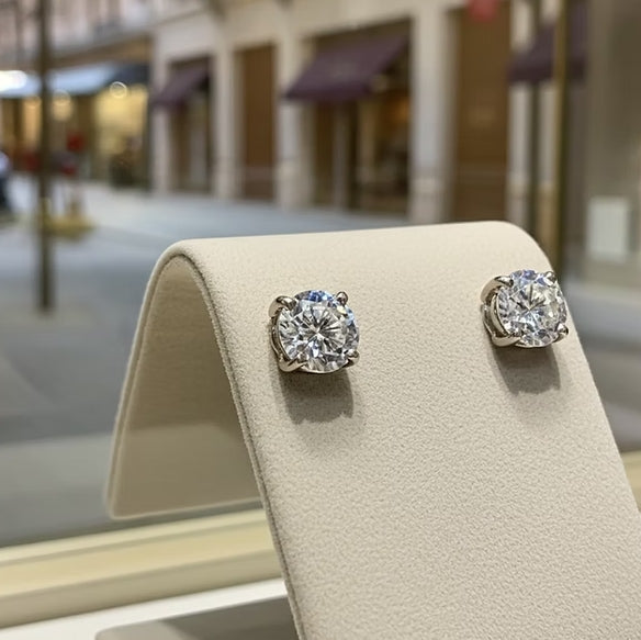 orecchini punto luce in Oro Bianco 18k - 0,34 ct D VVS1