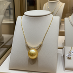 Collana in oro 18k e diamanti naturali 0.30ct  e perle australiana 10mm